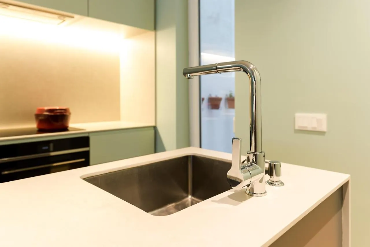 Gorgeous Refurbished Apartments Graca Lisbona 0*,