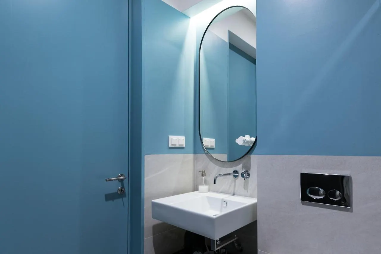 Gorgeous Refurbished Apartments Graca Lisbon