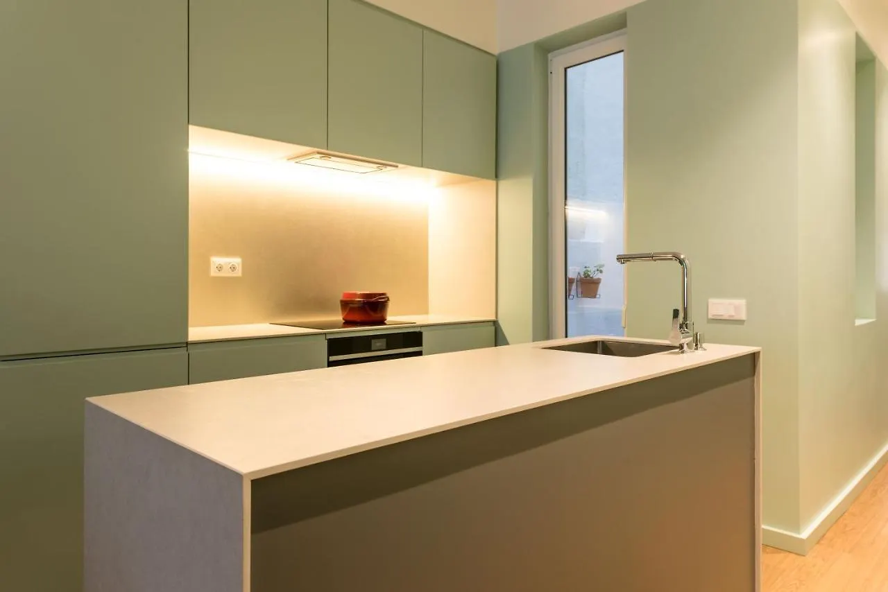 Gorgeous Refurbished Apartments Graca Lisbon